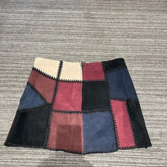 LEATHER PATCHWORK SKIRT - Picture 3 of 5